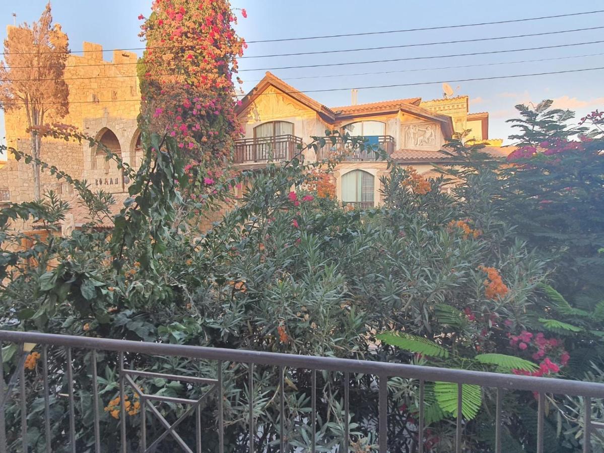 Ancient Paphos - Cozy Place Next To The Sea, Marina, Historical Sites, Buses, Mall, And Market 외부 사진