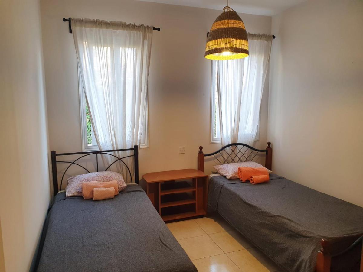 Ancient Paphos - Cozy Place Next To The Sea, Marina, Historical Sites, Buses, Mall, And Market 외부 사진