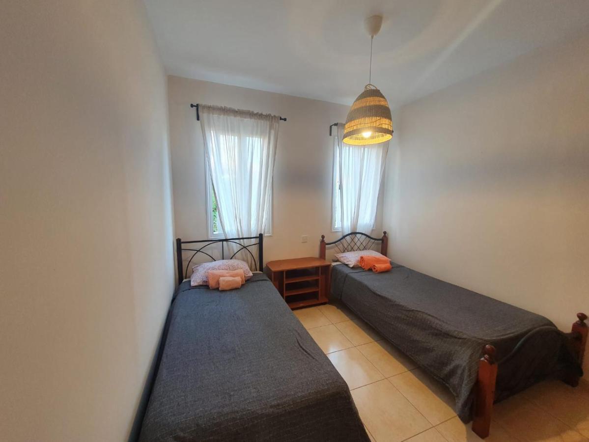 Ancient Paphos - Cozy Place Next To The Sea, Marina, Historical Sites, Buses, Mall, And Market 외부 사진