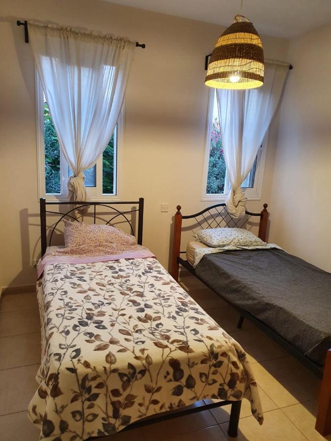 Ancient Paphos - Cozy Place Next To The Sea, Marina, Historical Sites, Buses, Mall, And Market 외부 사진