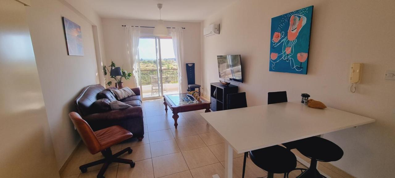 Ancient Paphos - Cozy Place Next To The Sea, Marina, Historical Sites, Buses, Mall, And Market 외부 사진